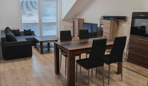 Kiadó 3 szobás lakás, 3 szobás lakás, Malacky, Szlovákia