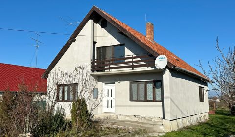 Eladó Családi ház, Családi ház, Podzáhradná, Komárno, Szlovákia