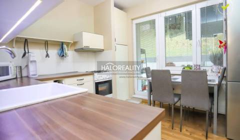 Eladó 2 szobás lakás, Považská Bystrica, Szlovákia