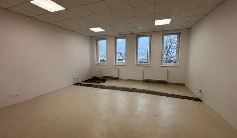 Kiadó Irodahelység, Irodahelység, Poprad, Szlovákia