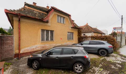 Eladó Családi ház, Családi ház, Partizánska, Bánovce nad Bebravou, Szl