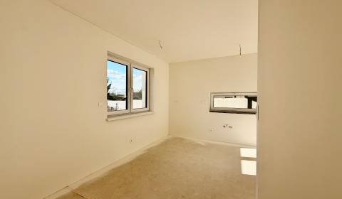 Eladó Családi ház, Családi ház, Trnava, Szlovákia