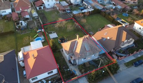 Eladó Családi ház, Családi ház, Slnečná, Nové Mesto nad Váhom, Szlovák
