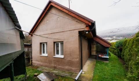 Eladó Családi ház, Családi ház, Omšenie, Trenčín, Szlovákia