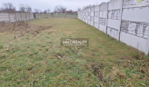 Eladó Építési telek, Hlohovec, Szlovákia