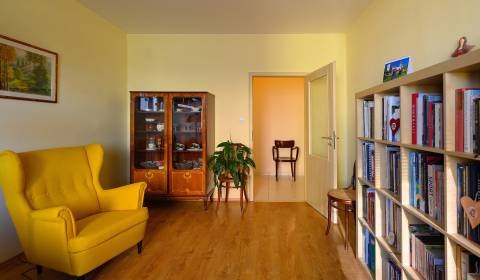 Eladó 3 szobás lakás, 3 szobás lakás, 1. mája, Pezinok, Szlovákia