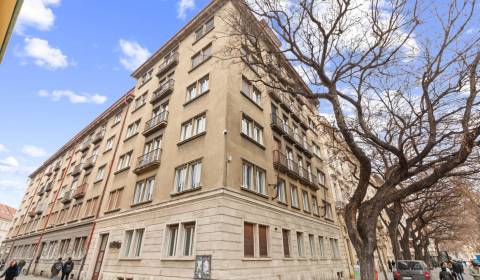 Kiadó 3 szobás lakás, 3 szobás lakás, Strakova, Bratislava - Staré Mes