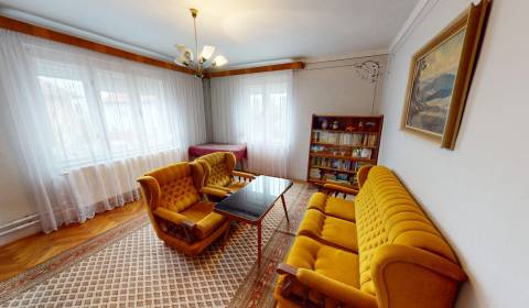 Eladó Családi ház, Családi ház, Partizánske, Szlovákia