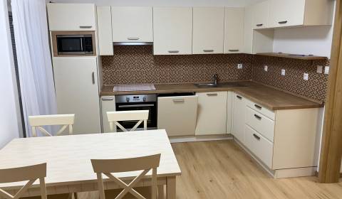 Kiadó 3 szobás lakás, 3 szobás lakás, Malacky, Szlovákia