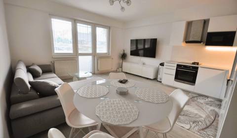 Eladó 2 szobás lakás, 2 szobás lakás, Bratislava - Petržalka, Szlováki