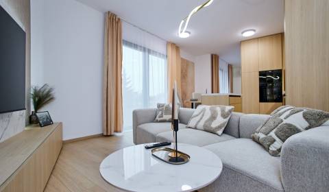 Kiadó 2 szobás lakás, 2 szobás lakás, Košice - Západ, Szlovákia