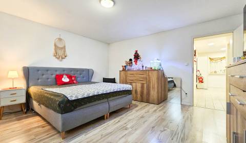 Eladó Családi ház, Családi ház, Trnavská, Senec, Szlovákia