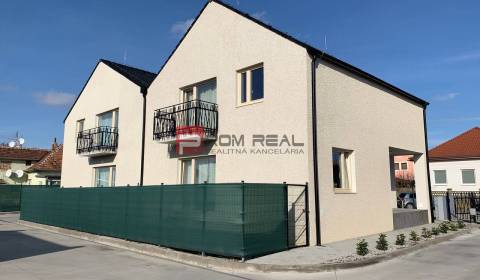 Eladó 3 szobás lakás, 3 szobás lakás, Pekná, Senec, Szlovákia