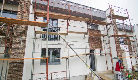 Eladó Családi ház, Családi ház, Nové Zámky, Szlovákia