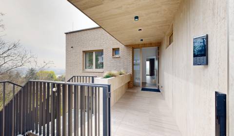 Eladó Családi ház, Családi ház, Révová, Bratislava - Staré Mesto, Szlo