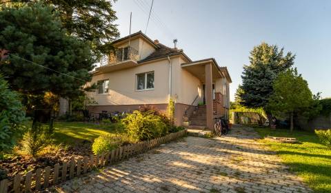 Eladó Családi ház, Családi ház, Podhorská, Pezinok, Szlovákia