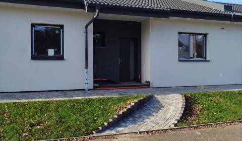 Eladó Családi ház, Családi ház, Šaľa, Szlovákia