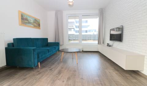 Eladó 2 szobás lakás, 2 szobás lakás, Martina Granca, Bratislava - Dúb