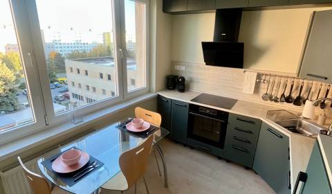 Kiadó 2 szobás lakás, 2 szobás lakás, Ružová, Košice - Západ, Szlováki