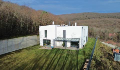 Eladó 4 szobás lakás, 4 szobás lakás, Nová Koziarka, Bratislava - Nové