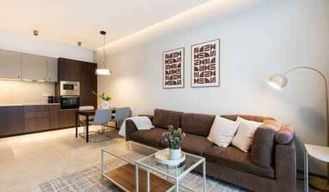 Kiadó 2 szobás lakás, 2 szobás lakás, Pivovarská, Nitra, Szlovákia