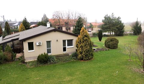 Eladó Családi ház, Családi ház, Hlavná, Dunajská Streda, Szlovákia