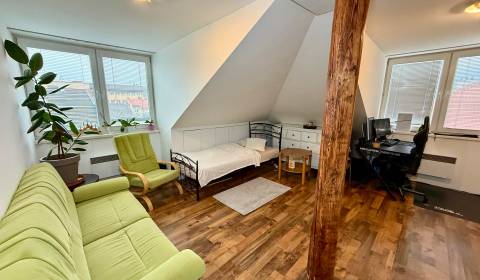 Eladó 3 szobás lakás, 3 szobás lakás, Daniela Dlabača, Žilina, Szlovák