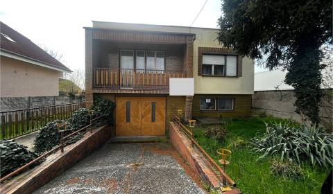 Eladó Családi ház, Családi ház, Šaľa, Szlovákia