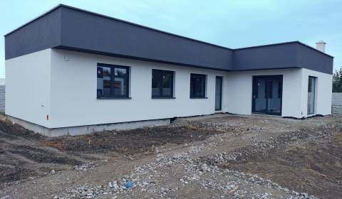 Eladó Családi ház, Családi ház, Šaľa, Szlovákia