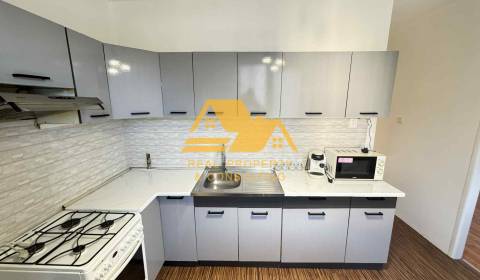 Kiadó 3 szobás lakás, 3 szobás lakás, Nové Zámky, Nové Zámky, Szlováki