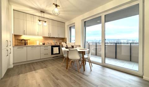 Kiadó 3 szobás lakás, 3 szobás lakás, Vladimíra Predmerského, Trenčín,