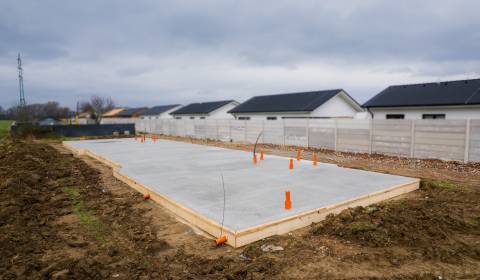 Eladó Családi ház, Családi ház, Piešťany, Szlovákia