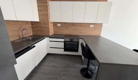 Eladó 2 szobás lakás, 2 szobás lakás, Hornostavská, Nitra, Szlovákia