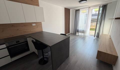 Eladó 2 szobás lakás, 2 szobás lakás, Hornostavská, Nitra, Szlovákia