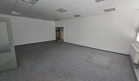 Kiadó Irodahelység, Irodahelység, Vajanského 58, Piešťany, Szlovákia