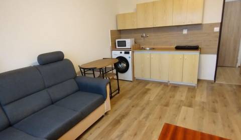 Kiadó 1 szobás lakás, 1 szobás lakás, Ľudovíta Štúra, Nové Zámky, Szlo