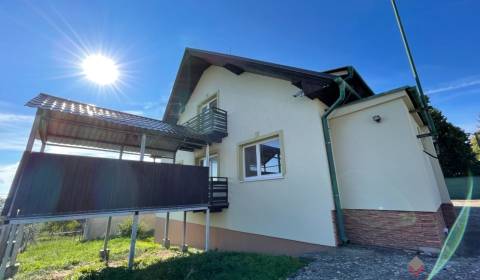 Eladó Családi ház, Családi ház, Hlavná, Topoľčany, Szlovákia