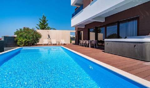 Eladó Villa, Villa, Novalja, Horvátország