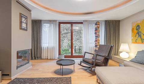 Kiadó 4 szobás lakás, 4 szobás lakás, Tichá, Bratislava - Staré Mesto,