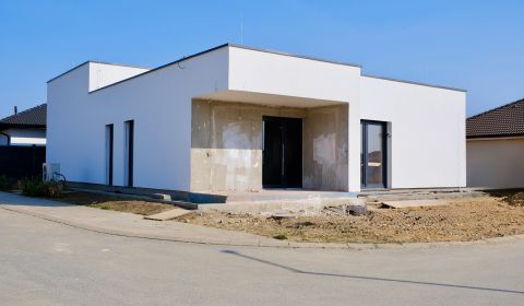 Eladó Családi ház, Családi ház, Jabloňová, Košice-okolie, Szlovákia
