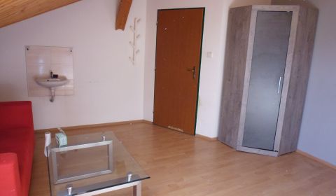 Kiadó Irodahelység, Irodahelység, Čapajevova, Prešov, Szlovákia