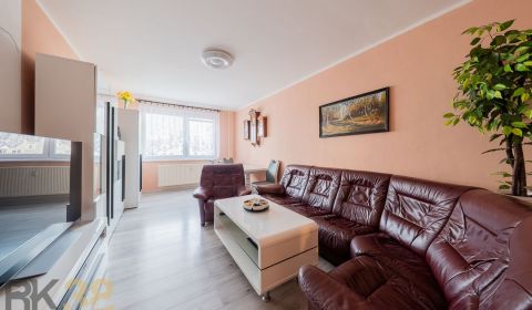 Eladó 3 szobás lakás, 3 szobás lakás, Poprad, Szlovákia