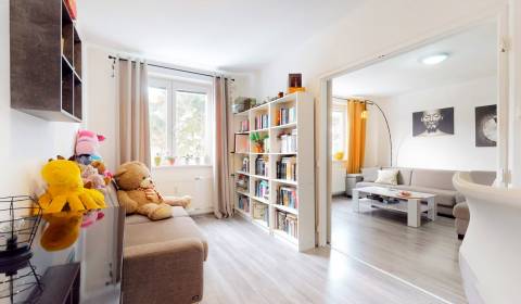 Eladó 3 szobás lakás, 3 szobás lakás, Považská, Trenčín, Szlovákia