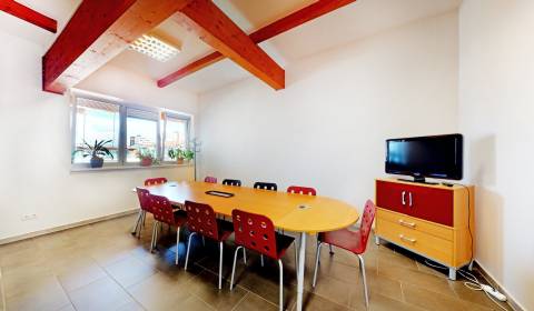 Kiadó Irodahelység, Irodahelység, Šustekova, Bratislava - Petržalka, S