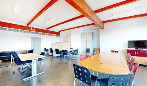 Kiadó Irodahelység, Irodahelység, Šustekova, Bratislava - Petržalka, S