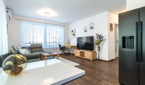 Kiadó 2 szobás lakás, 2 szobás lakás, Strojárenská, Košice - Staré Mes