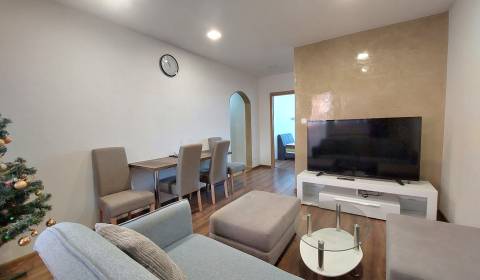 Eladó 3 szobás lakás, 3 szobás lakás, Sedličná, Trenčín, Szlovákia