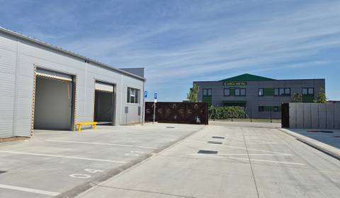 Kiadó Raktárak és ipari épületek, Raktárak és ipari épületek, Železnič