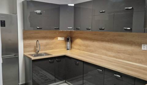 Kiadó 3 szobás lakás, 3 szobás lakás, Nová Doba, Galanta, Szlovákia