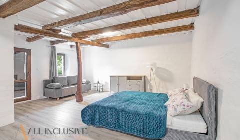 Eladó Családi ház, Családi ház, Nové Zámky, Szlovákia